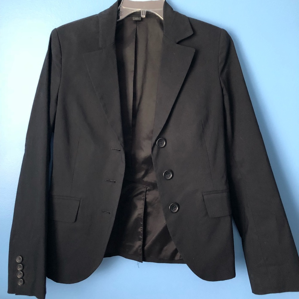 Black Blazer